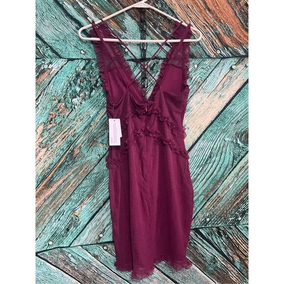 NWT Guess Raspberry Plum Lacy Dress Size Small 💕🌸 - Picture 15 of 16